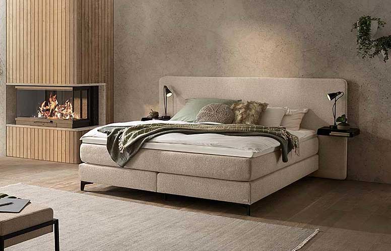 Schlafzimmer, Betten und Zubehör